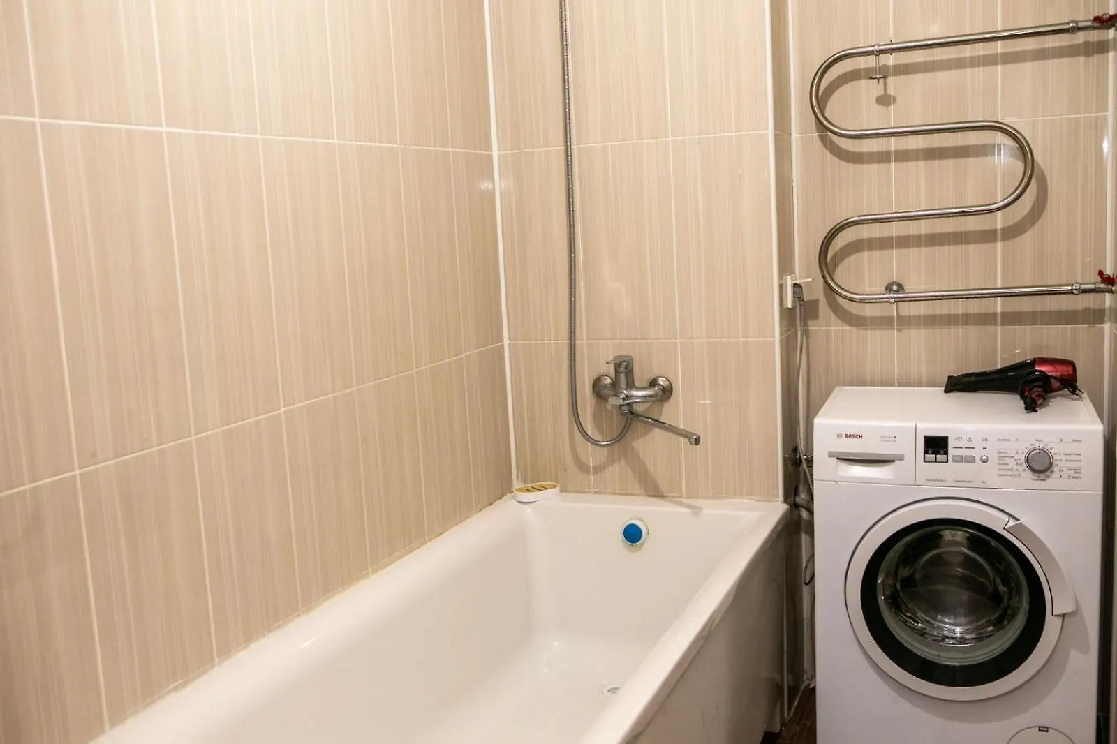 Квартира 4-Комнатная На 15-18 Человек 101 Almaty Apartment